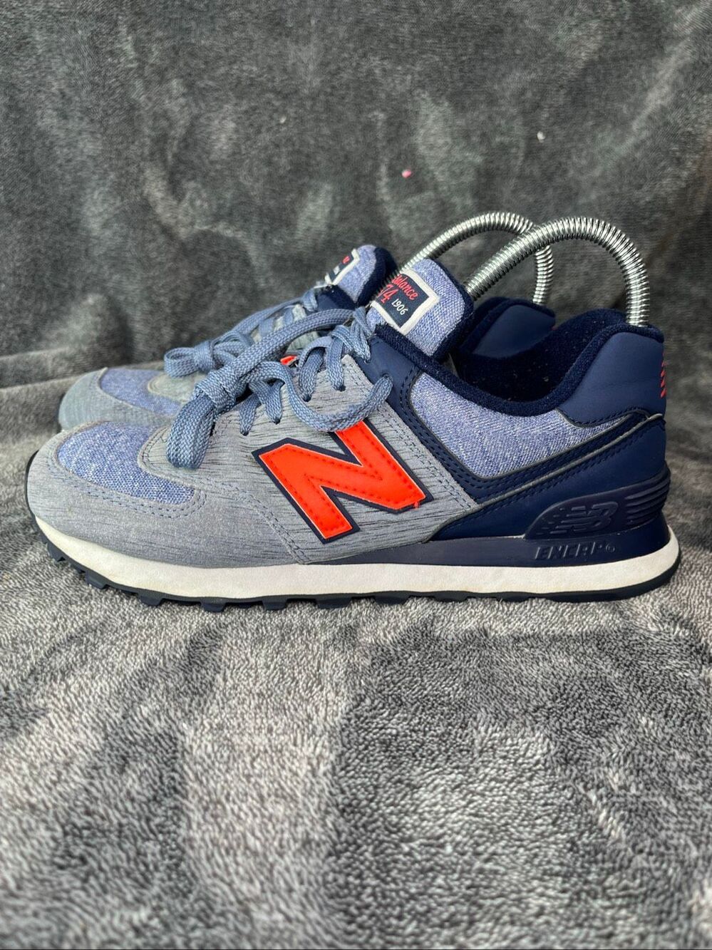 New Balance 574 WL574WTC Womens Size 8 Grey Navy Orange Athletic Sneakers